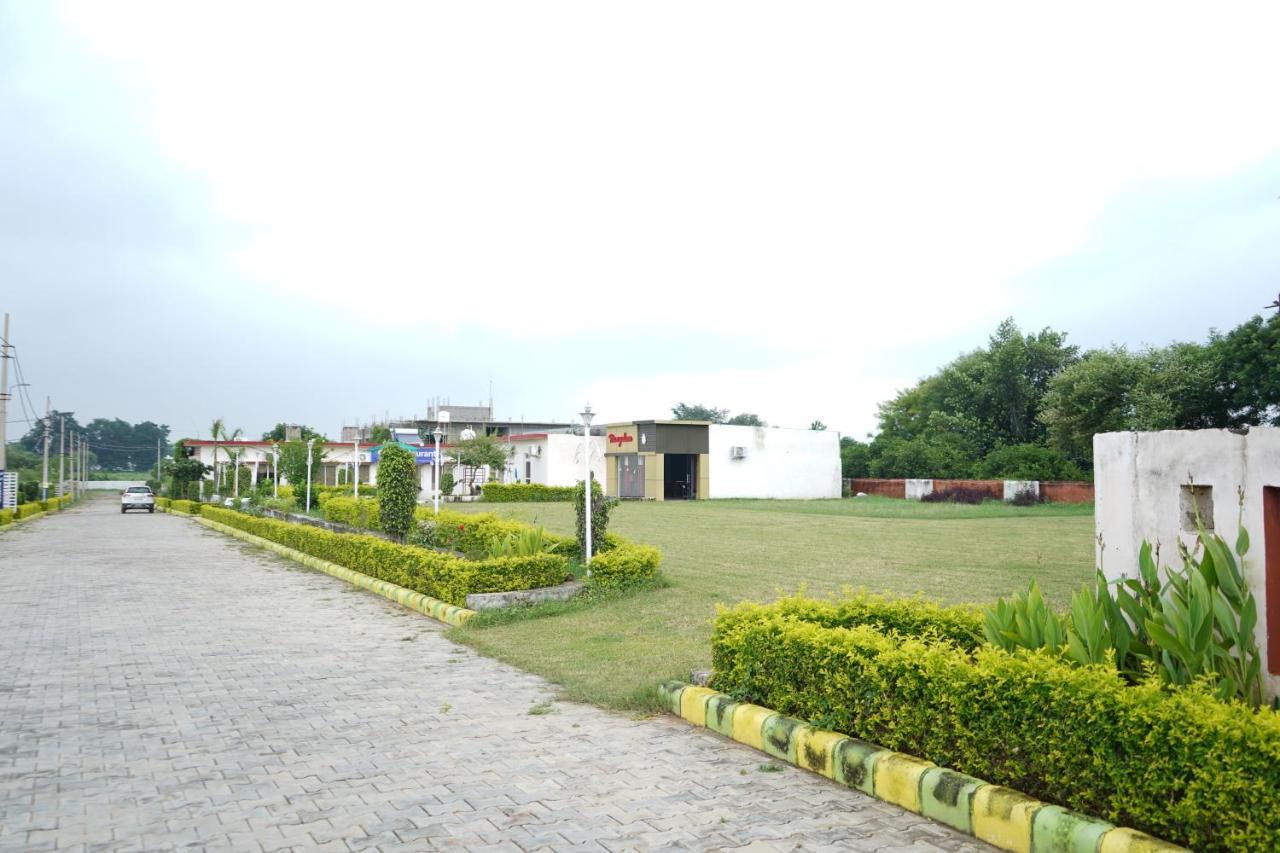 Farm Green View Resort Orchha Dış mekan fotoğraf